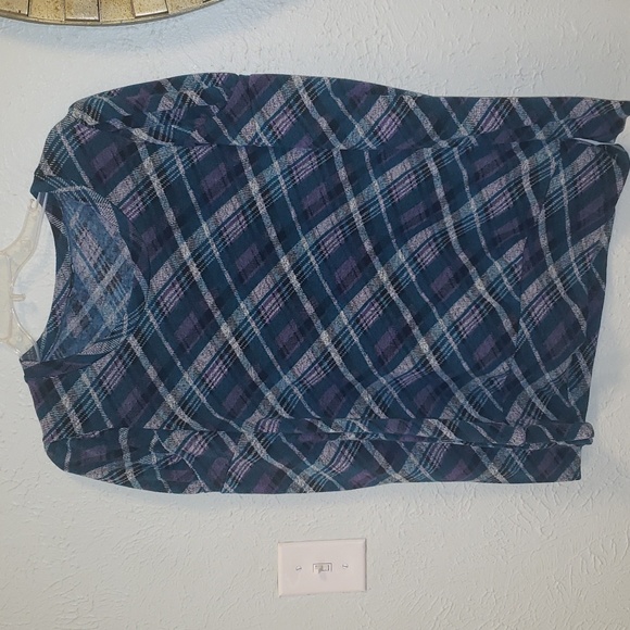 Allen B Sweater - Picture 1 of 4